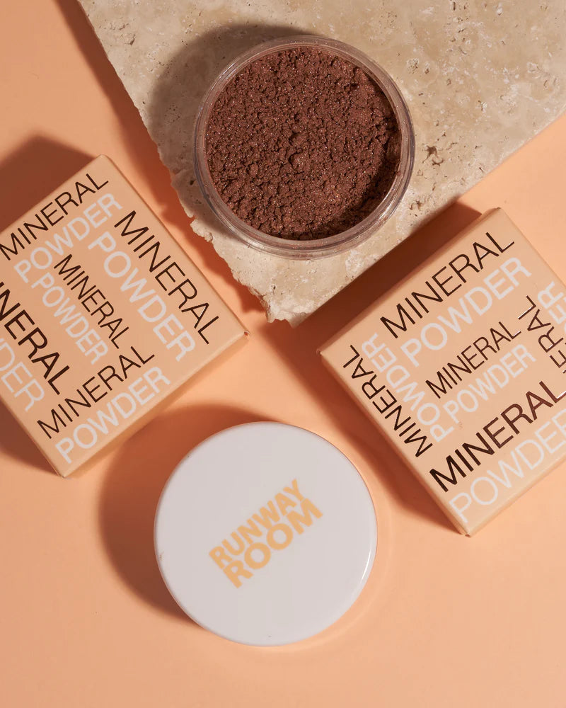 RUNWAY ROOM FOOLS GOLD