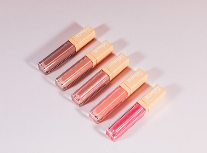 RUNWAY ROOM LIP GLOSS